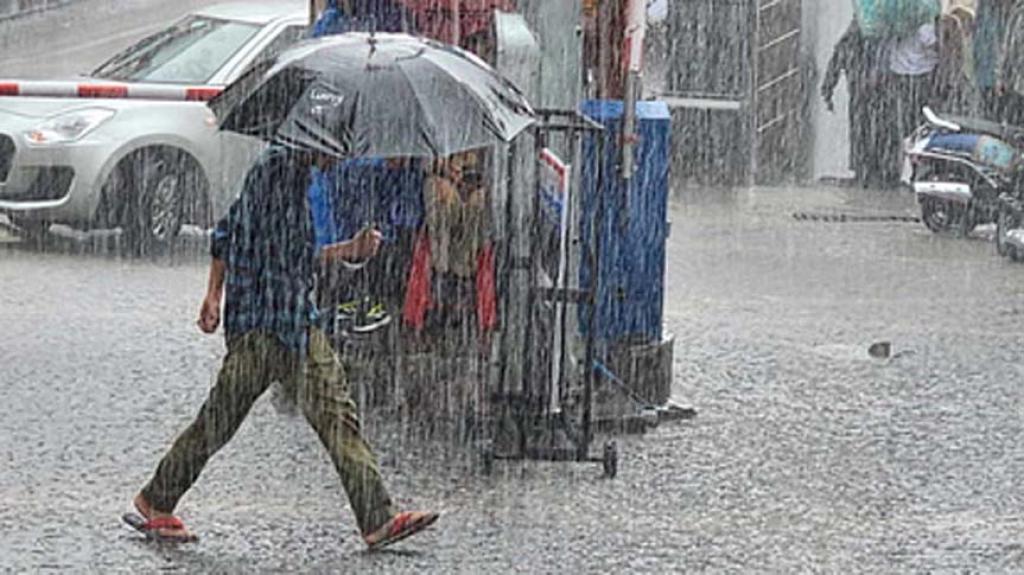 मौसम अपडेट : उत्तराखण्ड में कई जिलों में आज भी भारी बारिश का येलो अलर्ट ,बाढ़ की चेतावनी भी जारी। आखिर कहा और कब? Tap कर जाने